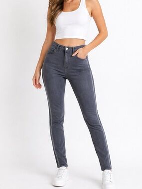 7 For All Mankind Skinny Jeans in Dark Gray Wash, size:6